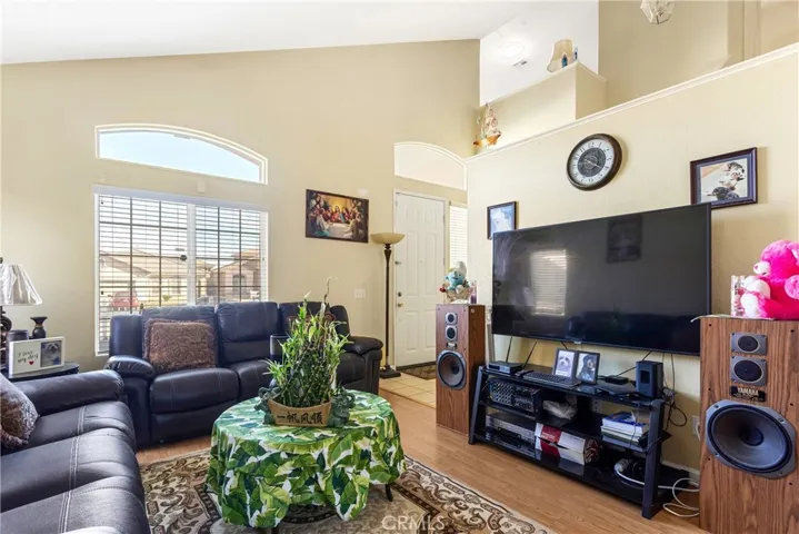 9400 Agave Drive, Hesperia, California 92344