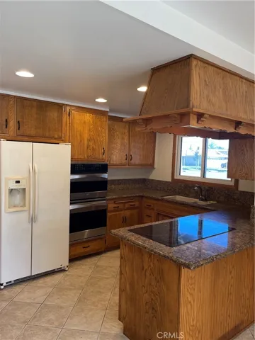 2761 San Carlos Lane, Costa Mesa, California 92626