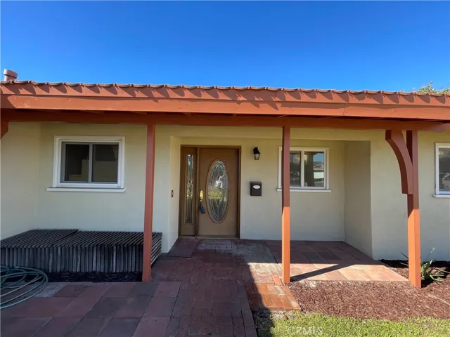2761 San Carlos Lane, Costa Mesa, California 92626