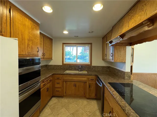 2761 San Carlos Lane, Costa Mesa, California 92626