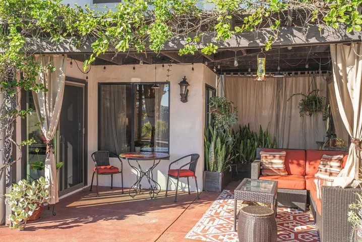 831 Inspiration Lane, Escondido, California 92025