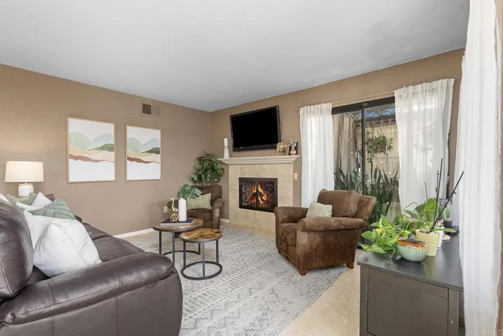 831 Inspiration Lane, Escondido, California 92025