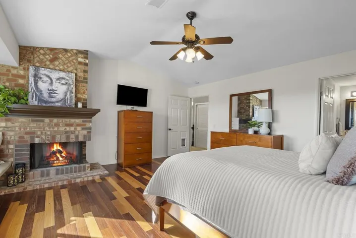 831 Inspiration Lane, Escondido, California 92025