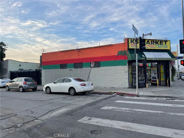 8277 S San Pedro, Los Angeles, California 90003
