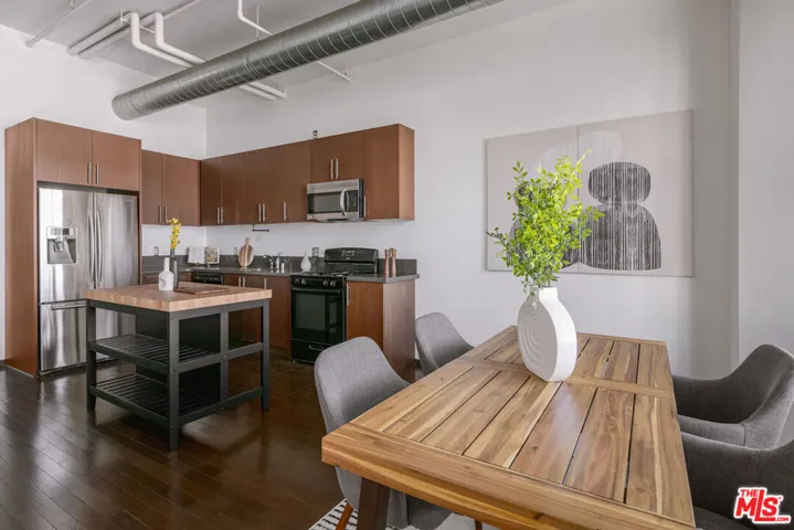 1645 Vine Street 707, Los Angeles, California 90028
