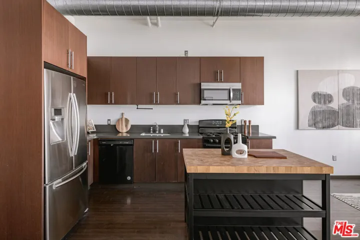 1645 Vine Street 707, Los Angeles, California 90028