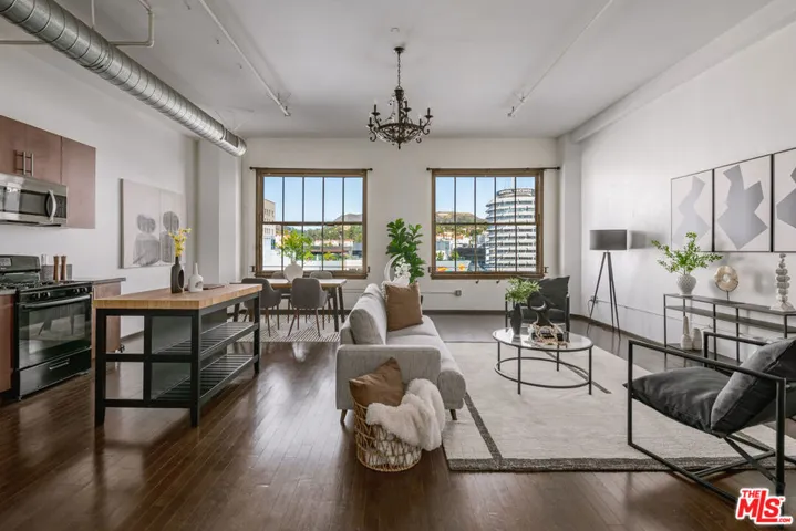1645 Vine Street 707, Los Angeles, California 90028