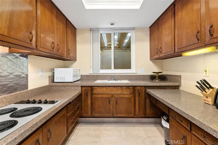 221 Avenida Majorca C, Laguna Woods, California 92637