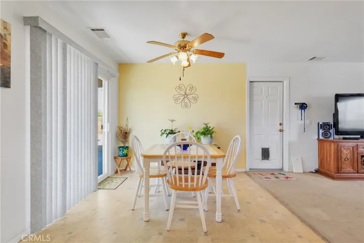 12548 Running Deer Road, Apple Valley, California 92308