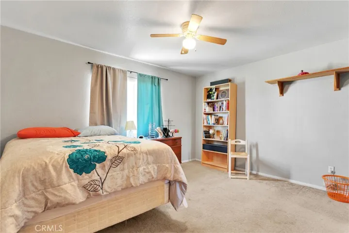 12548 Running Deer Road, Apple Valley, California 92308