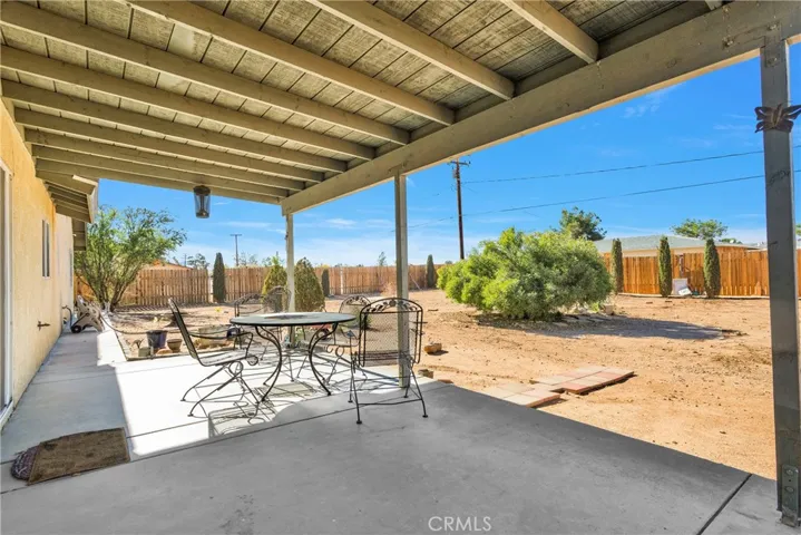 12548 Running Deer Road, Apple Valley, California 92308