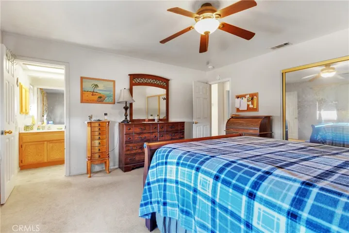 12548 Running Deer Road, Apple Valley, California 92308