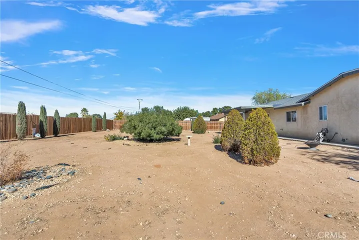 12548 Running Deer Road, Apple Valley, California 92308