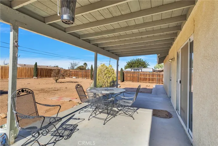 12548 Running Deer Road, Apple Valley, California 92308