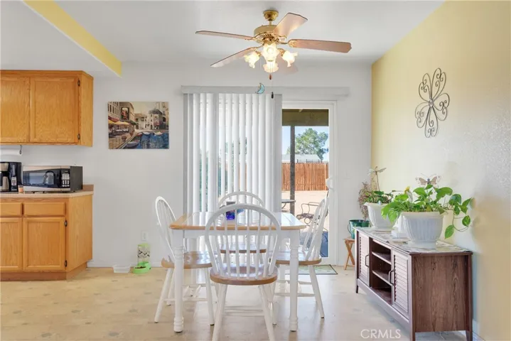 12548 Running Deer Road, Apple Valley, California 92308