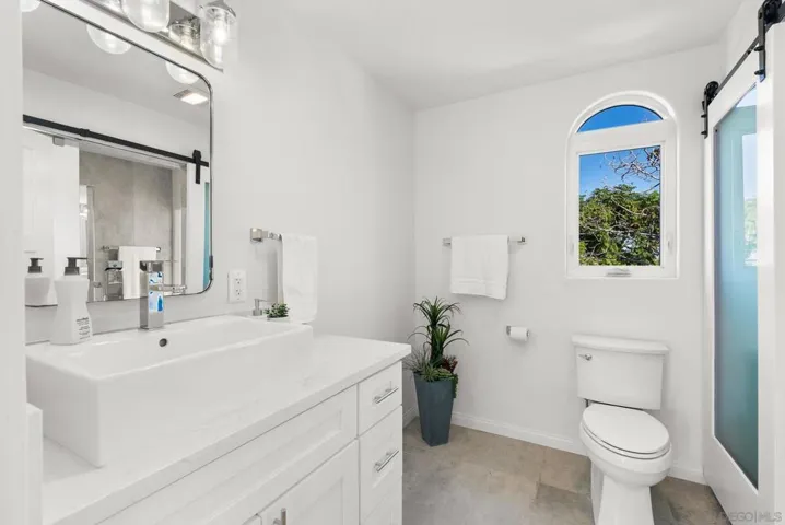 3422 Whittier Street, San Diego, California 92106