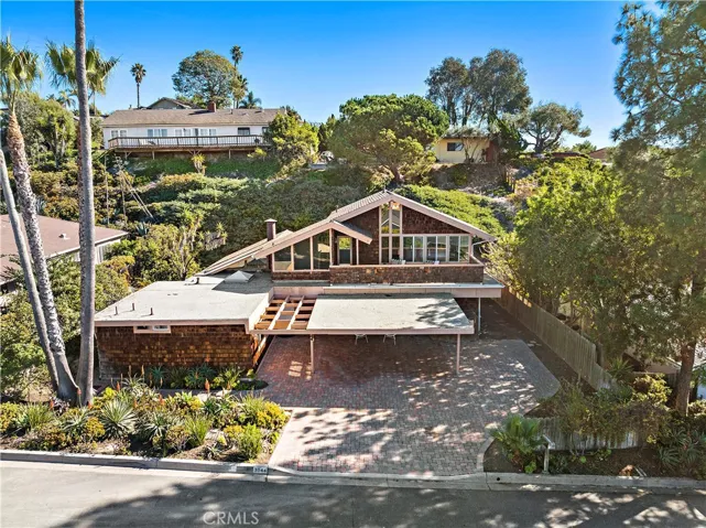 3044 Cresta Way, Laguna Beach, California 92651