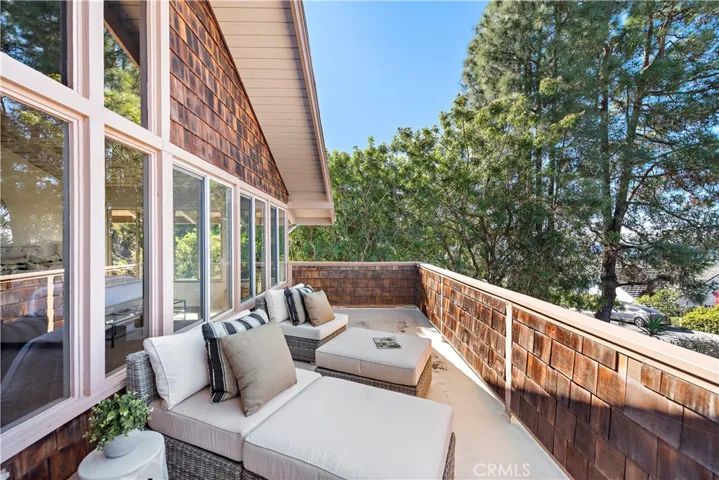 3044 Cresta Way, Laguna Beach, California 92651