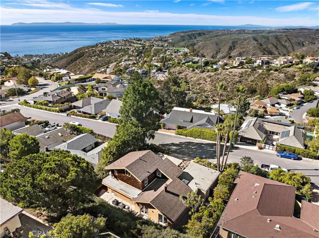 3044 Cresta Way, Laguna Beach, California 92651