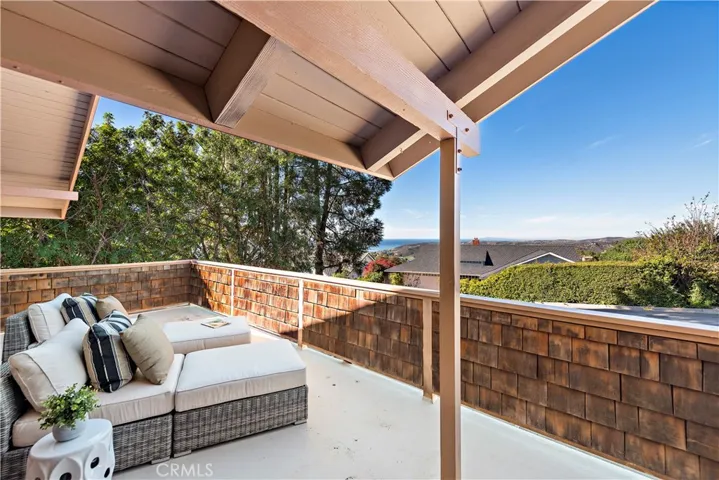 3044 Cresta Way, Laguna Beach, California 92651