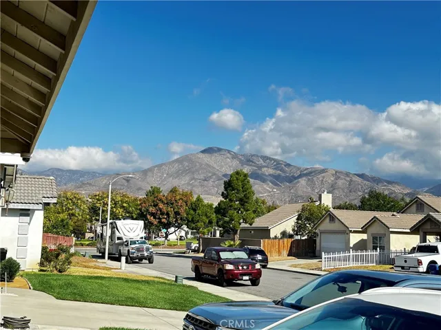 7462 Corwin Court, Highland, California 92346