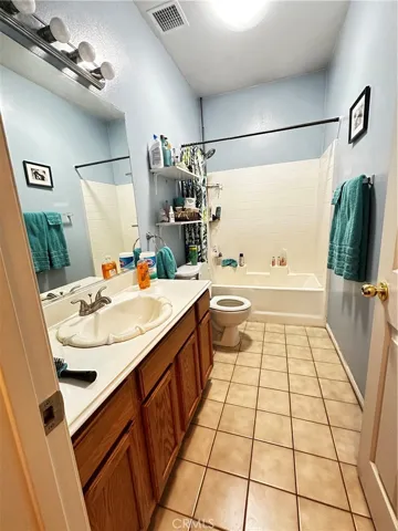 7462 Corwin Court, Highland, California 92346