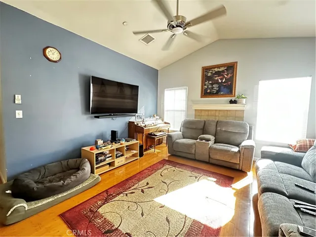 7462 Corwin Court, Highland, California 92346