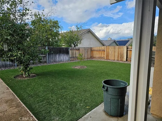 7462 Corwin Court, Highland, California 92346