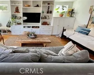 984 Grove Place, Costa Mesa, California 92627