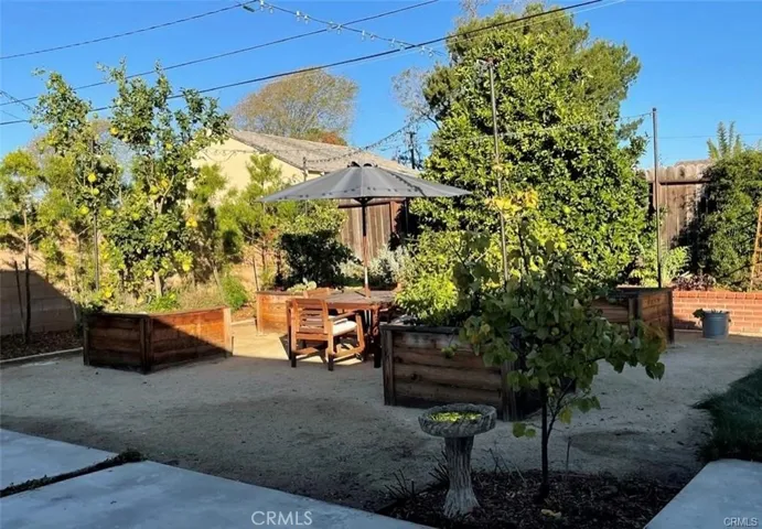 984 Grove Place, Costa Mesa, California 92627