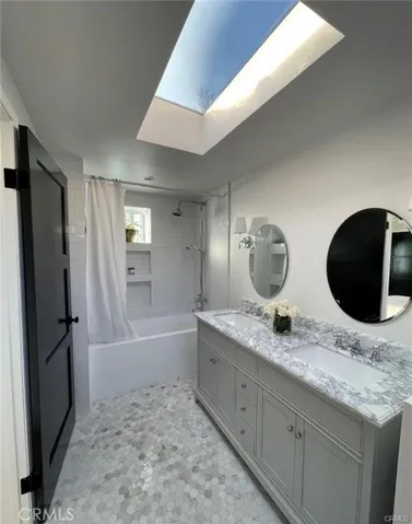 984 Grove Place, Costa Mesa, California 92627