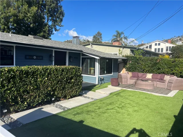 490 Thalia Street, Laguna Beach, California 92651