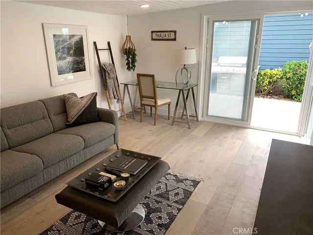 490 Thalia Street, Laguna Beach, California 92651