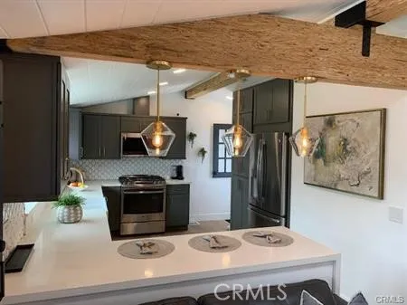 490 Thalia Street, Laguna Beach, California 92651