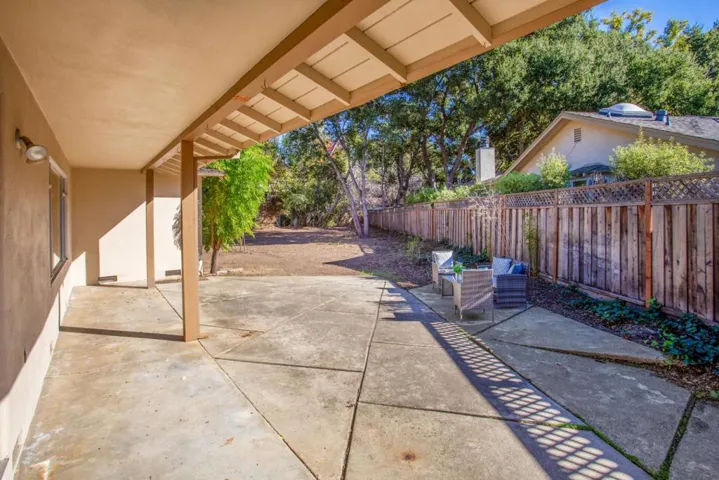 10460 Creston Drive, Los Altos, California 94024