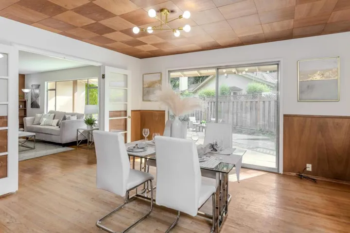 10460 Creston Drive, Los Altos, California 94024