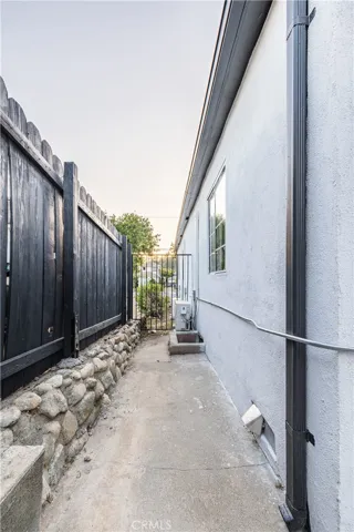 2146 N Eastern Avenue, Los Angeles, California 90032