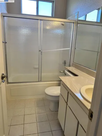 7595 Canyon Meadow Cir, Pleasanton, California 94588