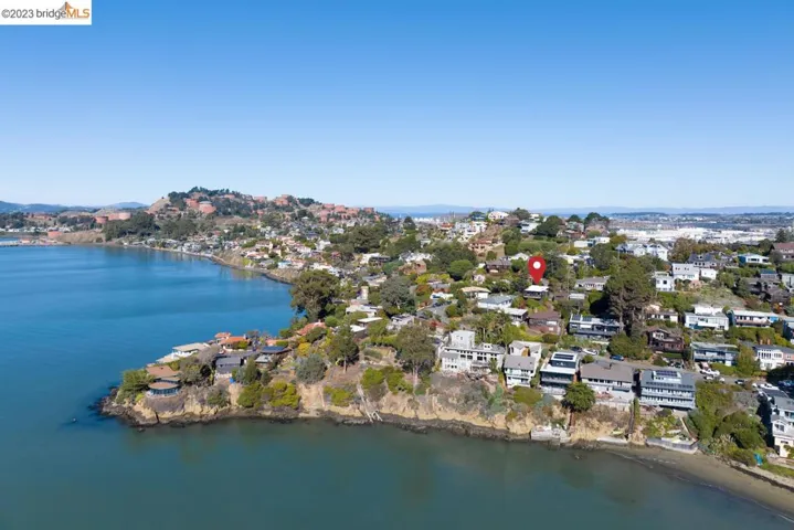 237 Bishop Ave, Richmond, California 94801