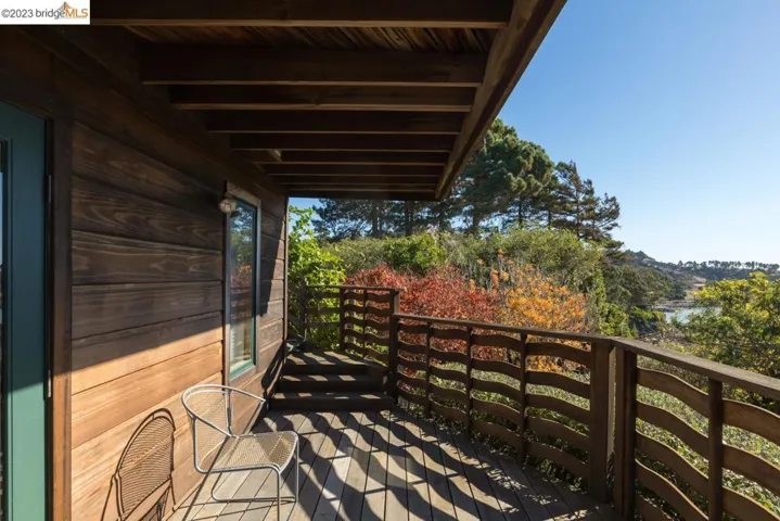 237 Bishop Ave, Richmond, California 94801
