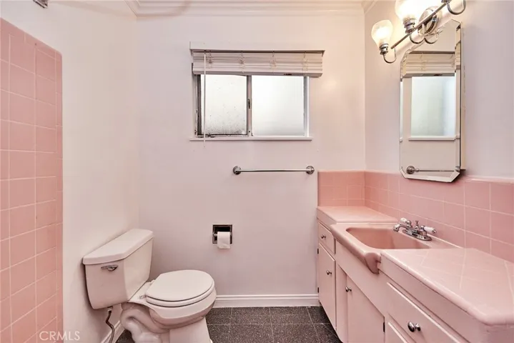 1250 E 3rd Street 3, Long Beach, California 90802