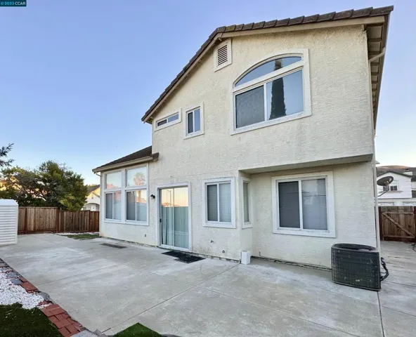 221 Shadow Hill Cir, Pittsburg, California 94565