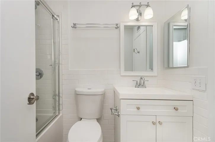Full bath