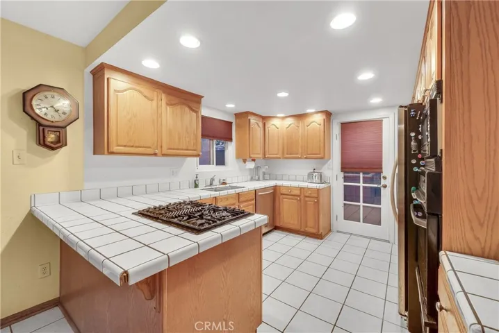 406 Charro, San Dimas, California 91773
