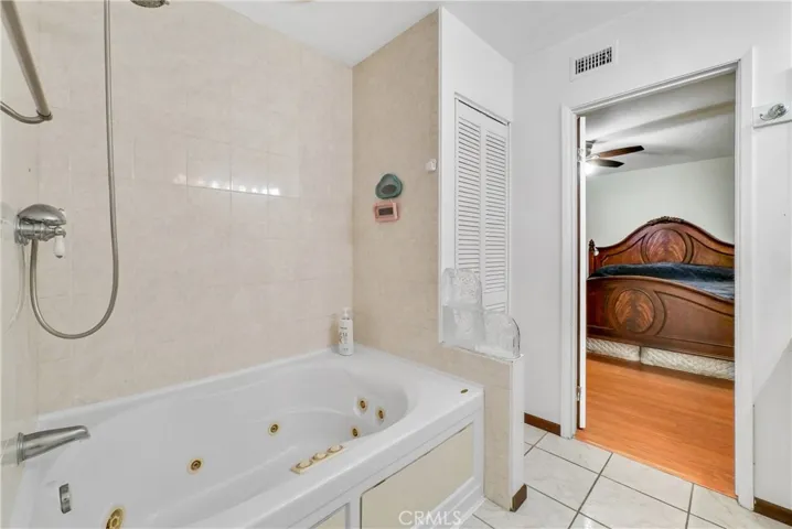 406 Charro, San Dimas, California 91773