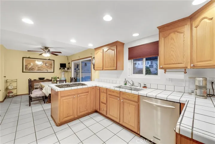 406 Charro, San Dimas, California 91773