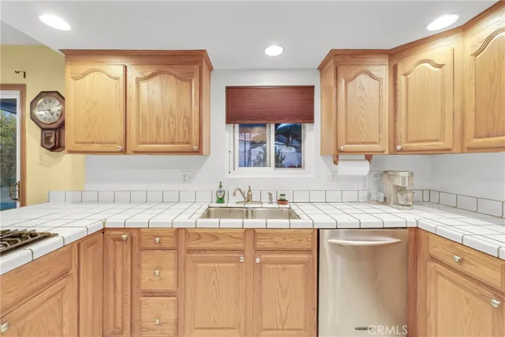 406 Charro, San Dimas, California 91773