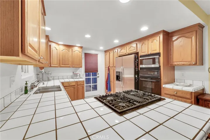 406 Charro, San Dimas, California 91773