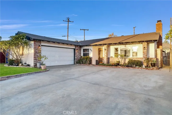 406 Charro, San Dimas, California 91773