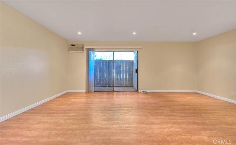 1203 E San Antonio Drive Unit 103, Long Beach, California 90807